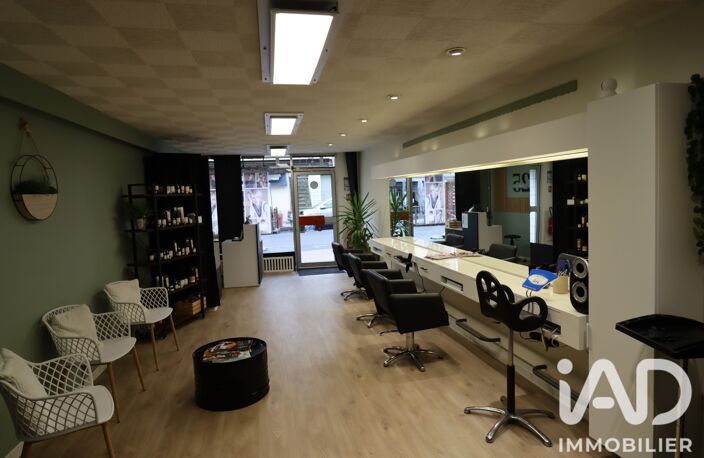 Vente Local commercial 50 m&sup2; — photo 5