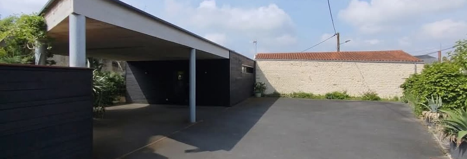 Maison 8 Pièces 219 m² à vendre à Thouars (79100)
