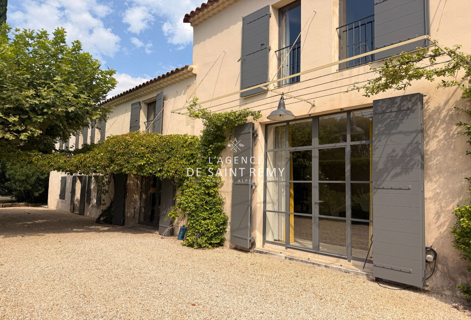 Mas provençal de caractère à vendre à Saint-Rémy-de-Provence, — photo 1