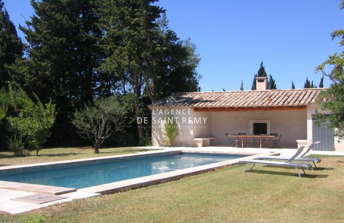 Mas provençal de caractère à vendre à Saint-Rémy-de-Provence, — photo 3