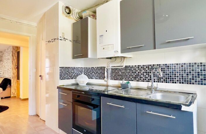 Appartement T2, 2 loggias, cave et parking — photo 4