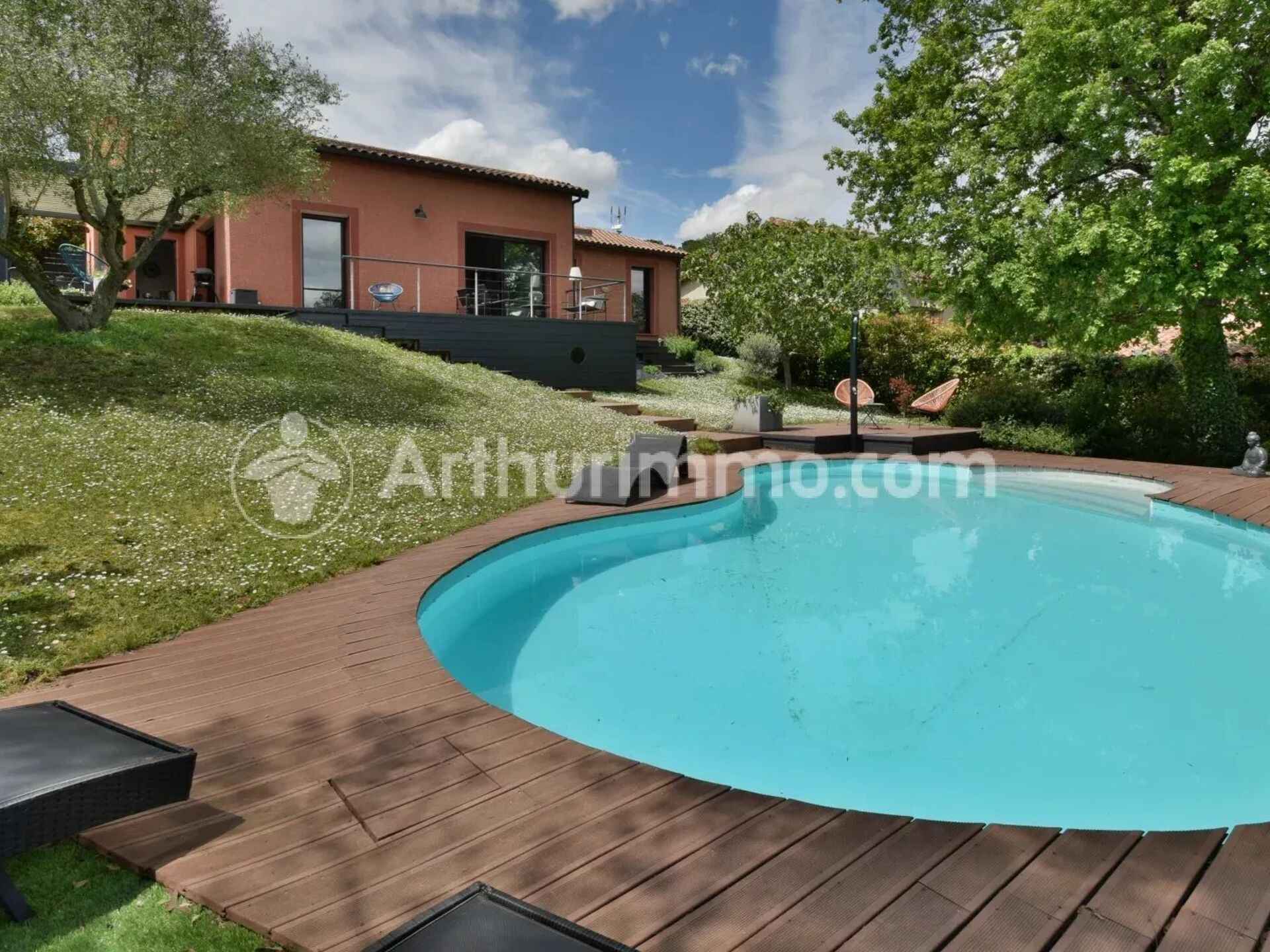 Maison 5 pièces 165 m² · à Montjoire · 165 m² · 449 000 €