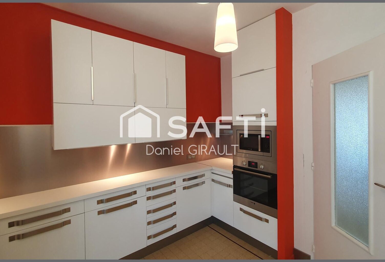 Ses atouts pour cet appartement résident dans son agencement fonctionnel, quartier recherché, garage et place de parking privé avec borne de recharge — photo 1