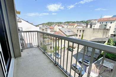 Appartement 1 pièces 770 €