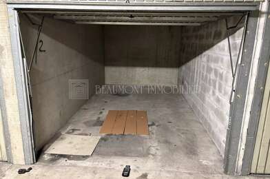 Garage  110 €