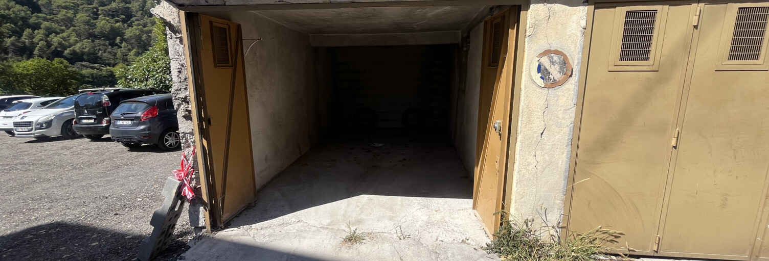Garage   m² à louer à Drap (06340)