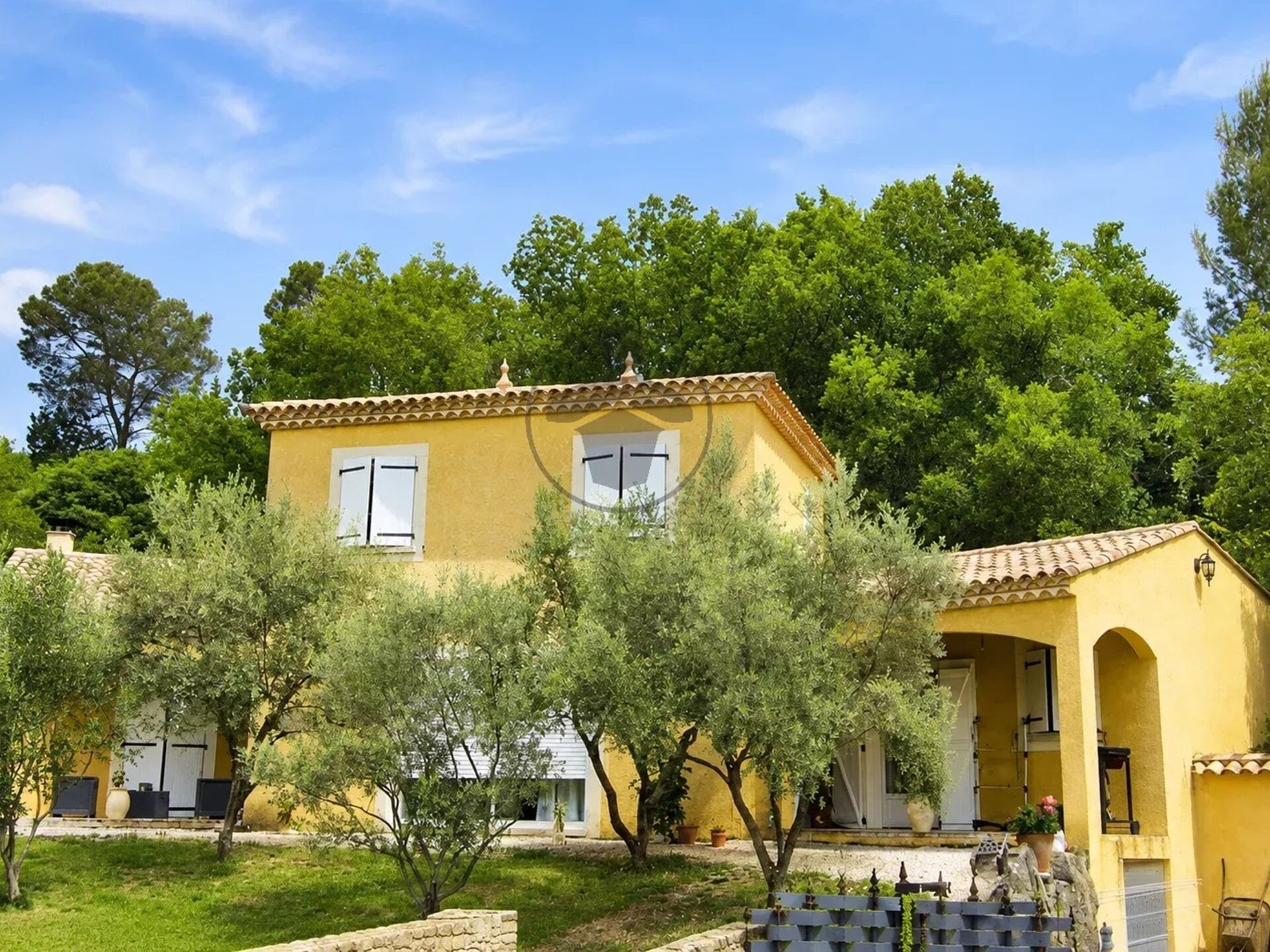 Maison 4 pièces 136 m² · à Moulès-Et-Baucels · 136 m² · 420 000 €