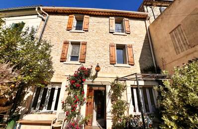Maison cour — photo du bien