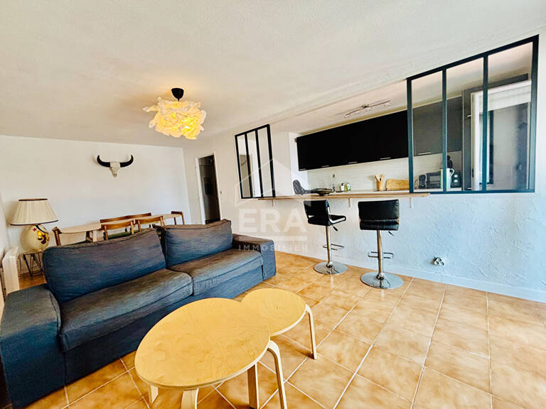 Proche mer T3 traversant avec grande terrasse — photo 1