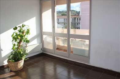 Appartement 2 pièces 689 €