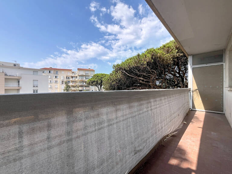 VENTE EN EXCLUSIVITE - FREJUS PLAGE - STUDIO 28M2 EXPOSE SUD AVEC CAVE — photo 1