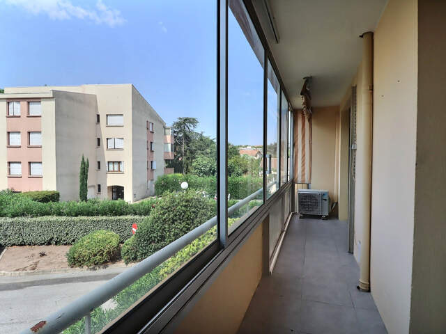 FREJUS 4 PIECES AVEC GARAGE  PROCHE CENTRE VILLE — photo du bien
