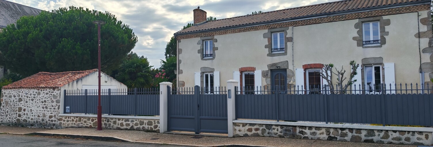 Maison 6 Pièces 145 m² à vendre à Saint-Aubin-du-Plain (79300)