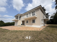 AGEN - BELLE VILLA AVEC PISCINE ET TERRAIN — photo 3
