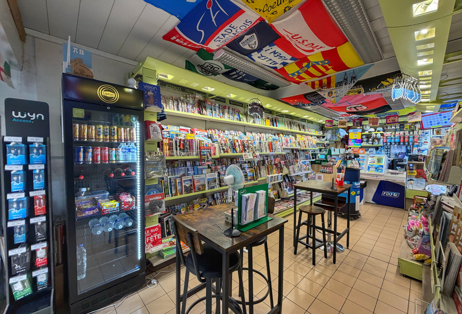 Fonds de commerce de librairie — photo 1
