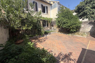 Maison 7 pièces 1300 €