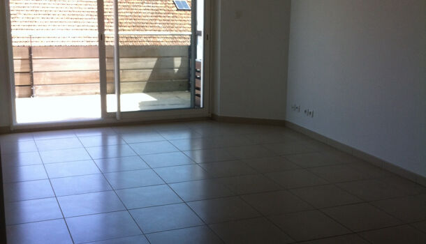 Appartement 3 pièces  à louer Montélimar 26200