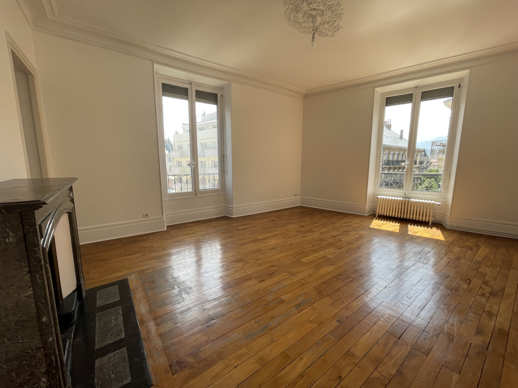 Appartement  T5 à louer Grenoble 38000