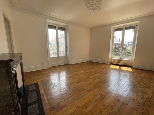 5P+C RUE DOCTEUR MAZET — photo du bien