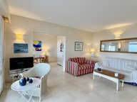 PLAGE DE PONTAILLAC APPARTEMENT TYPE 3 VUE MER AVEC TERRASSE — photo 4