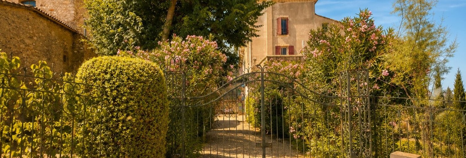 Maison 9 Pièces 330 m² à vendre à Roujan (34320)