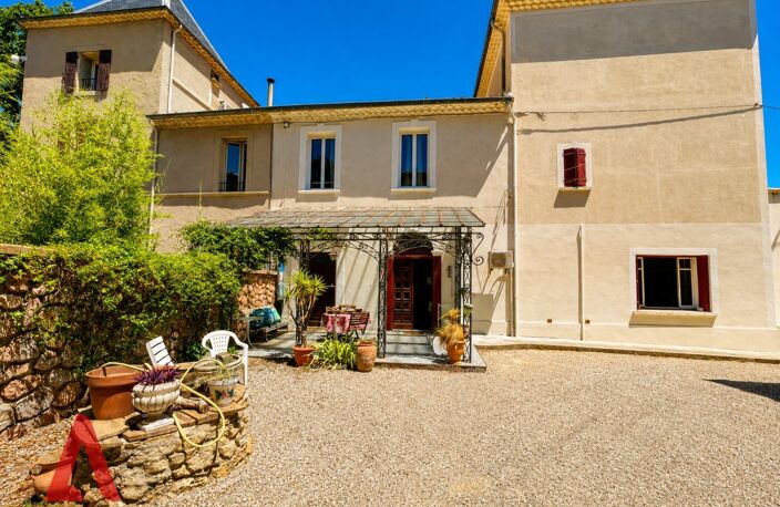 Une magnifique propriété du Sud de la France au charme historique et au potentiel exceptionnel — photo 2