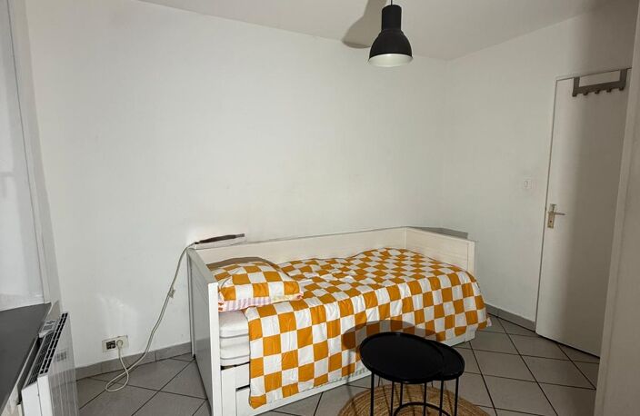 Location Appartement 1 pièce — photo 2