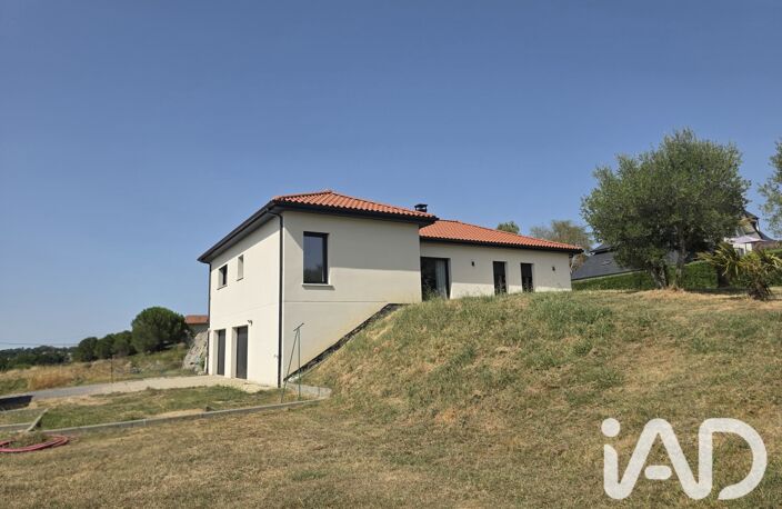 Vente Maison/villa 5 pièces — photo 2