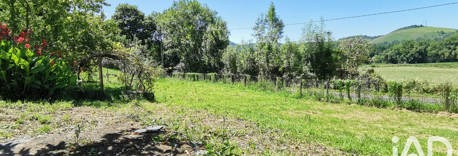Terrain  2000 m² à vendre à Eysus (64400)
