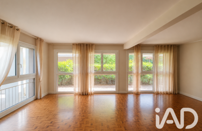 Vente Boutique/Local commercial 95 m&sup2; — photo 2