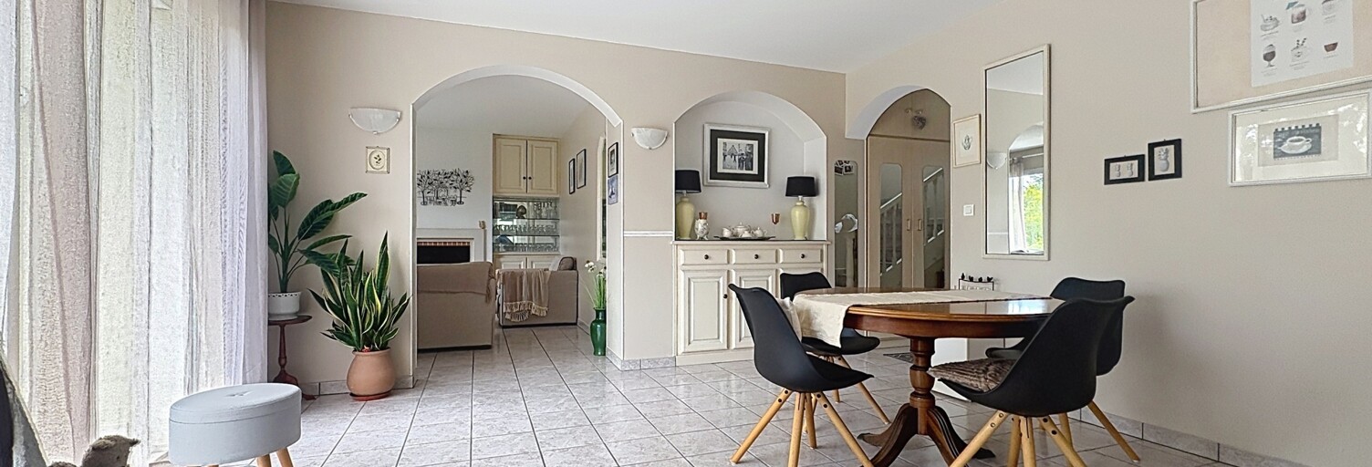 Maison 5 Pièces 156 m² à vendre à Lons (64140)