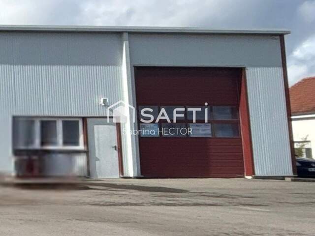 INVESTISSEMENT LOCATIF  Ensemble de 2 locaux commerciaux loués LOT n°4 — photo du bien
