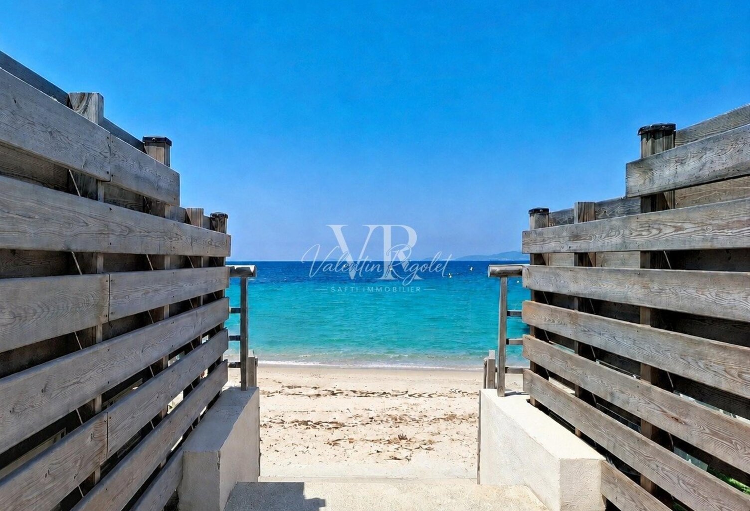 Bien d'exception - Ici, la mer n'est plus une vue. — photo 1