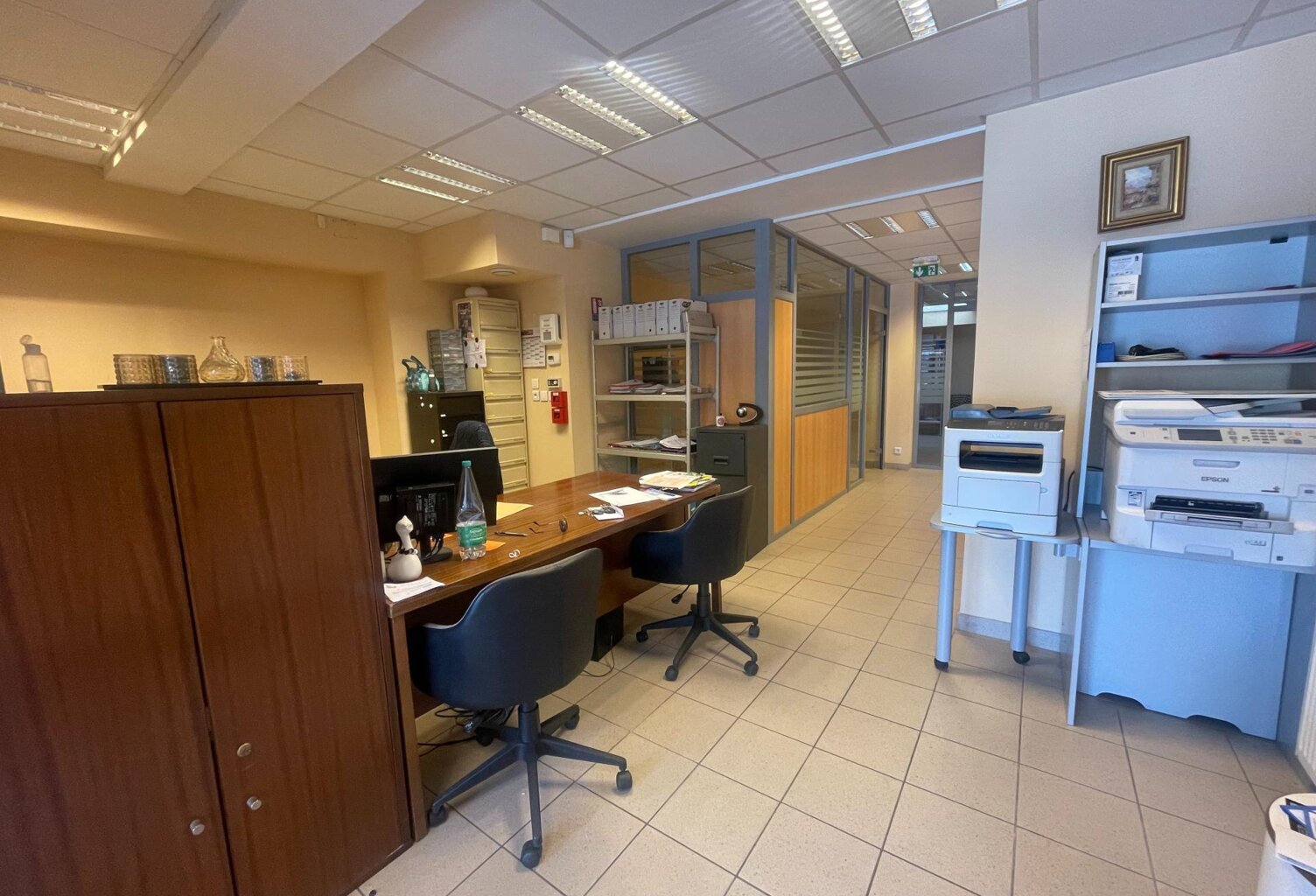 Rodez  Local professionnel / Bureaux de 120 m² — photo 1