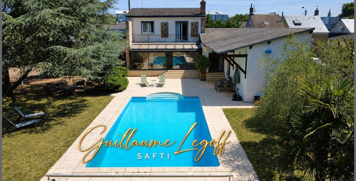Propriété d'exception avec piscine et tennis — photo 1