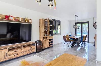 Confort moderne dans un cadre verdoyant — photo du bien