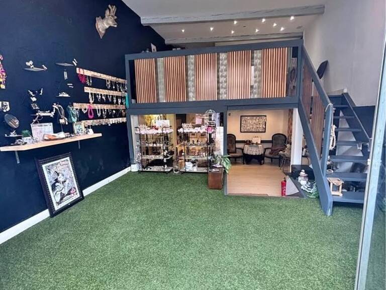 Local commercial 56m² avec vitrine, climatisé — photo 1