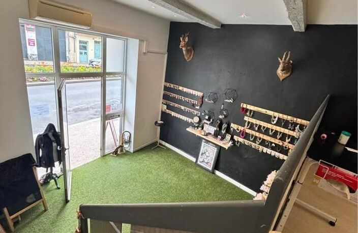 Local commercial 56m² avec vitrine, climatisé — photo 2