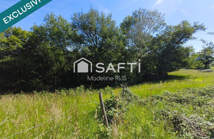 Terrain constructible de 4 400 m2. — photo 3