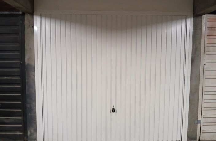 GARAGE FERME AUX PORTES DU PARC BOURRAN — photo 4