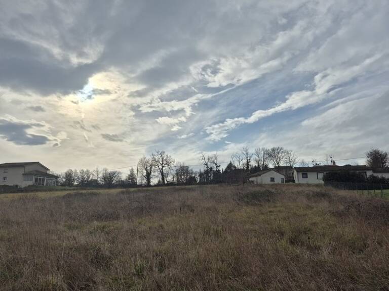 Terrain à bâtir de 0 pièces principales — photo 1