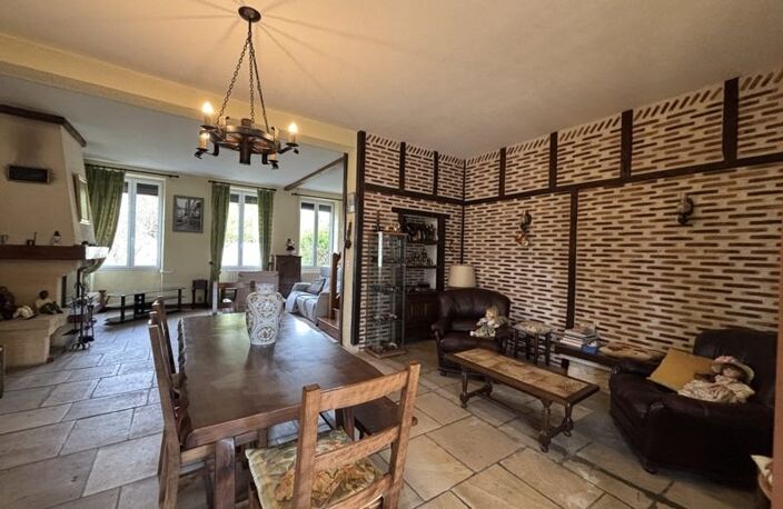 Vente maison 8 pièces 270 m² La Celle (18200) — photo 2