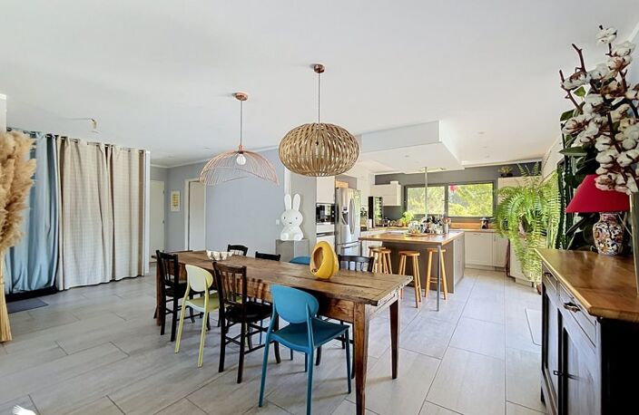Contemporaine de 6 pièces principales — photo 2