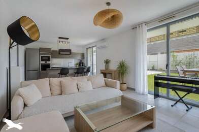 Appartement 4 pièces 272896 €