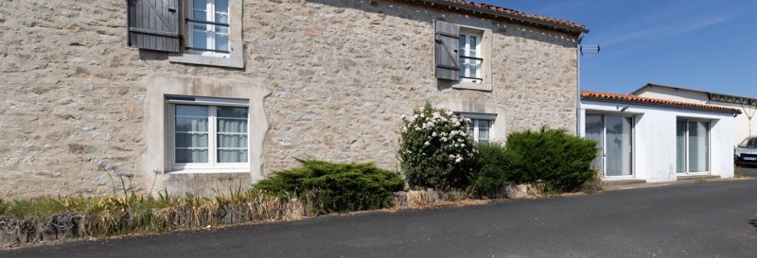 Maison 7 Pièces 230 m² à vendre à La Roche-sur-Yon (85000)