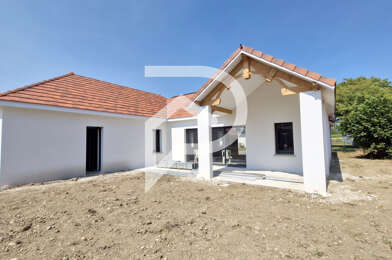 Maison 6 pièces 299900 €