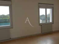 Appartement Saint Jean D Angely 4 pièce(s) 78 m2 — photo 3