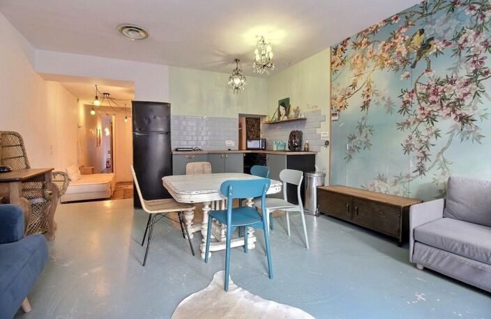 Bien Commercial À Vendre appartement de 57m² avec une bel terrasse de 15m² situé rue Thubaneau 13001 Marseille 1er — photo 3