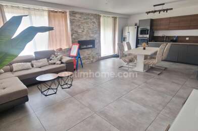 Maison 5 pièces 388500 €