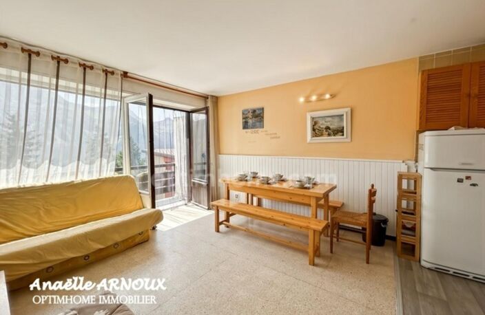 Appartement 2 pièces lumineux avec balcon à fort potentiel — photo 4